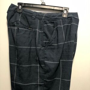 Hang Ten Men's Dark Blue Plaid Chinos Short Size 36